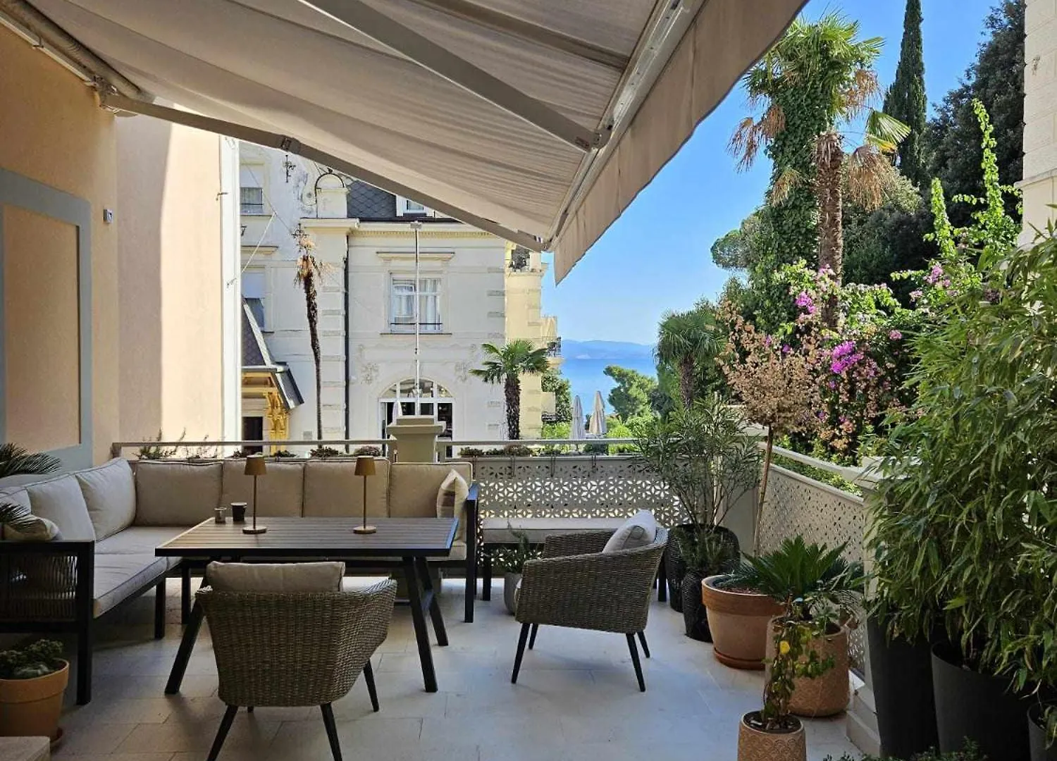 Elegant Garden Apartment With Jacuzzi Opatija