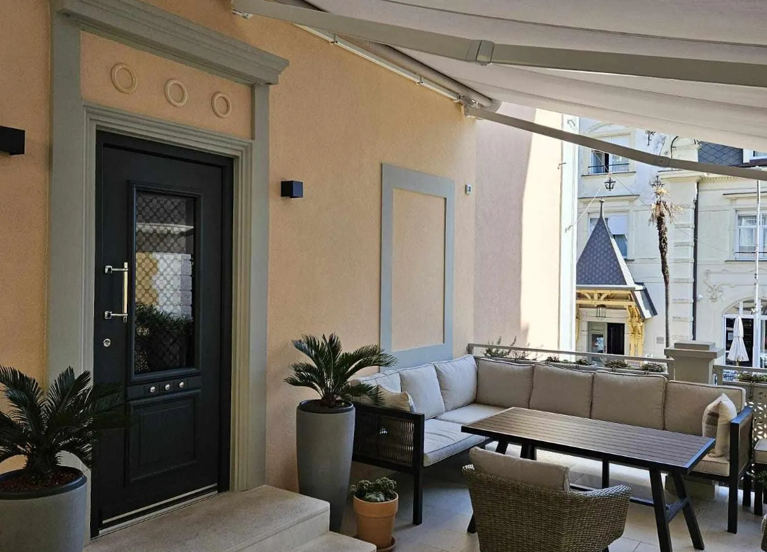 Elegant Garden Apartment With Jacuzzi Opatija 0*,